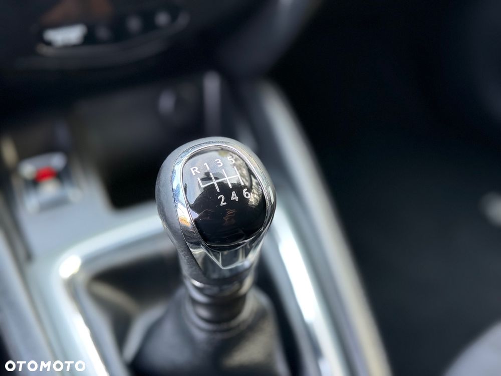Nissan Qashqai 1.6 DCi Tekna EU6 - 25