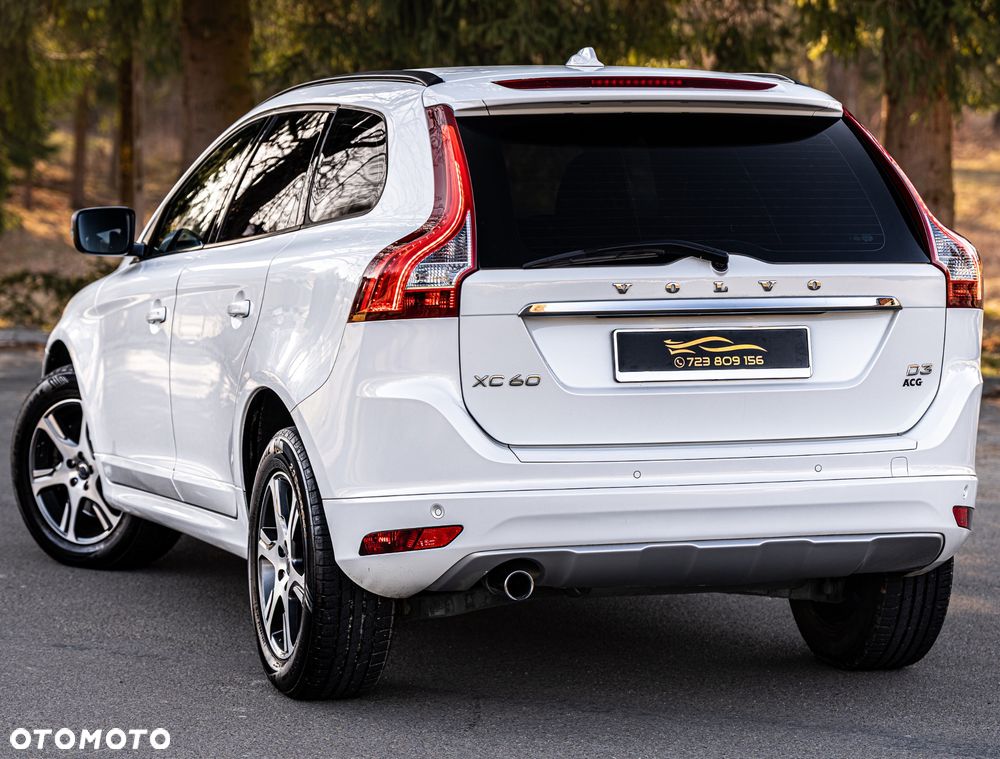 Volvo XC 60 D3 Momentum - 3
