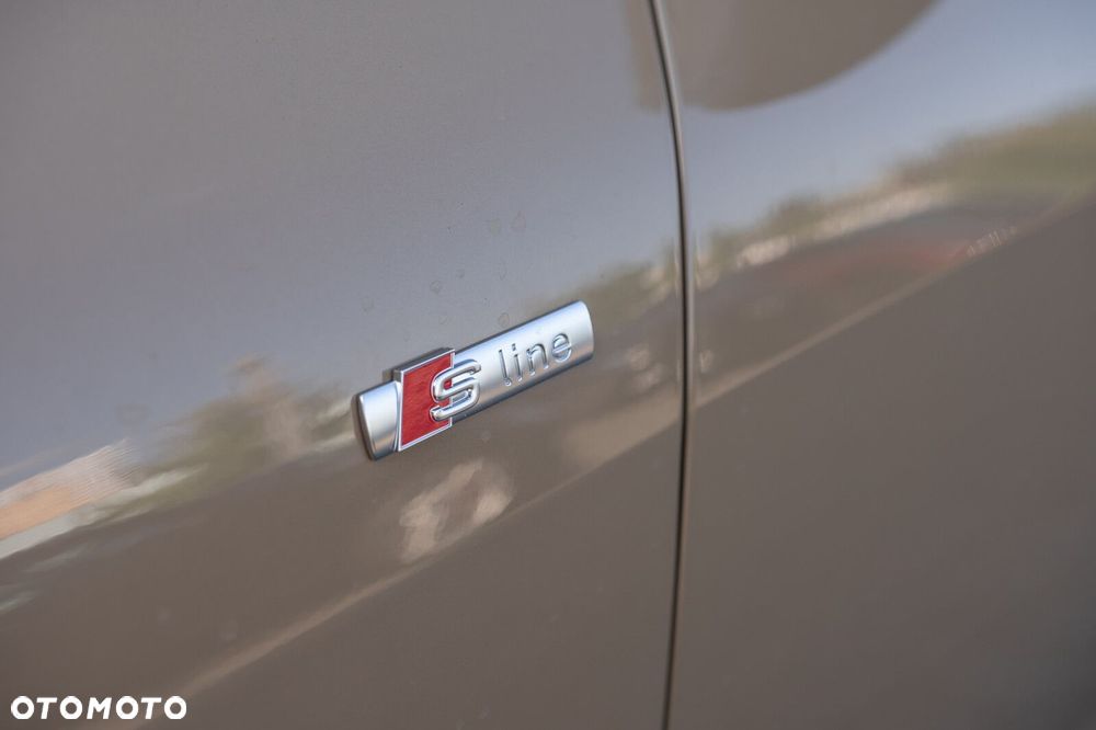 Audi Q5 Sportback - 7