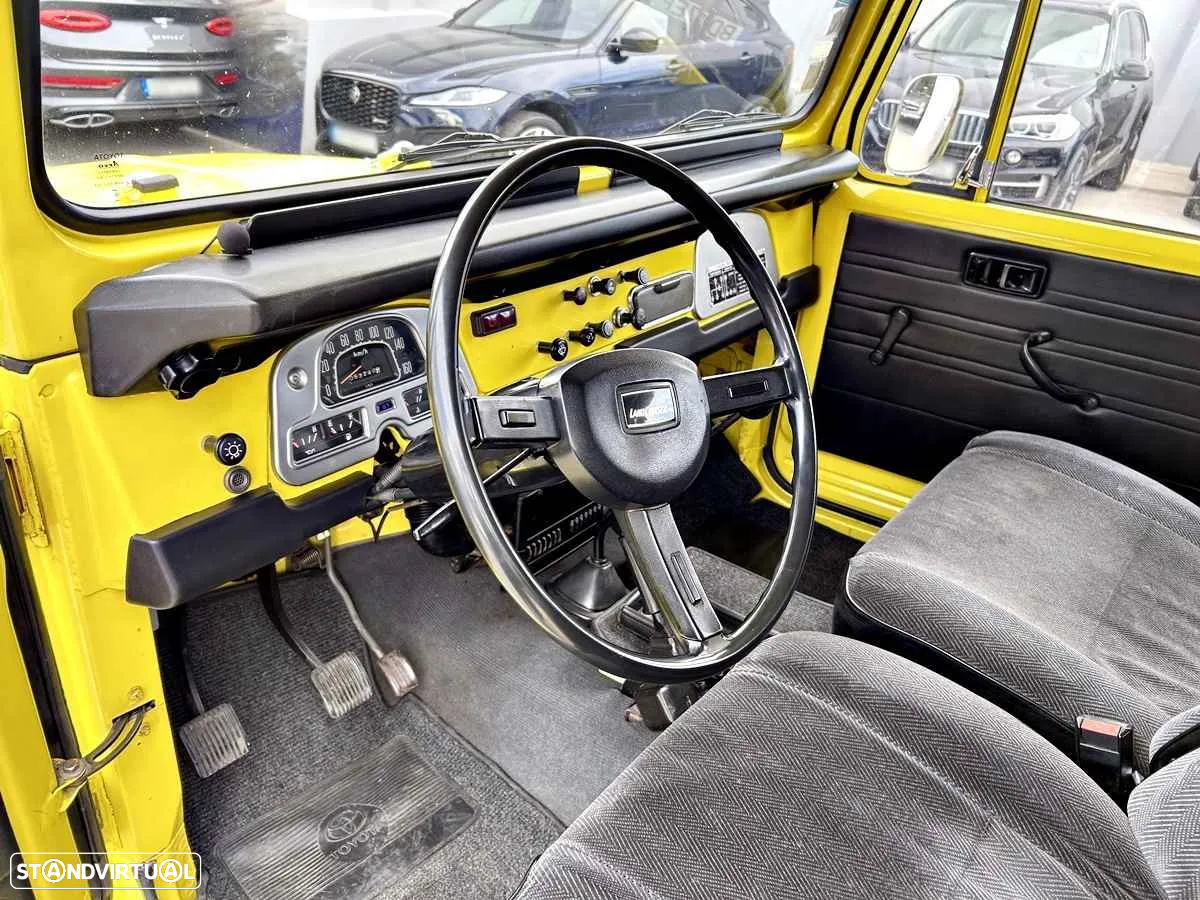 Toyota Land Cruiser - 14