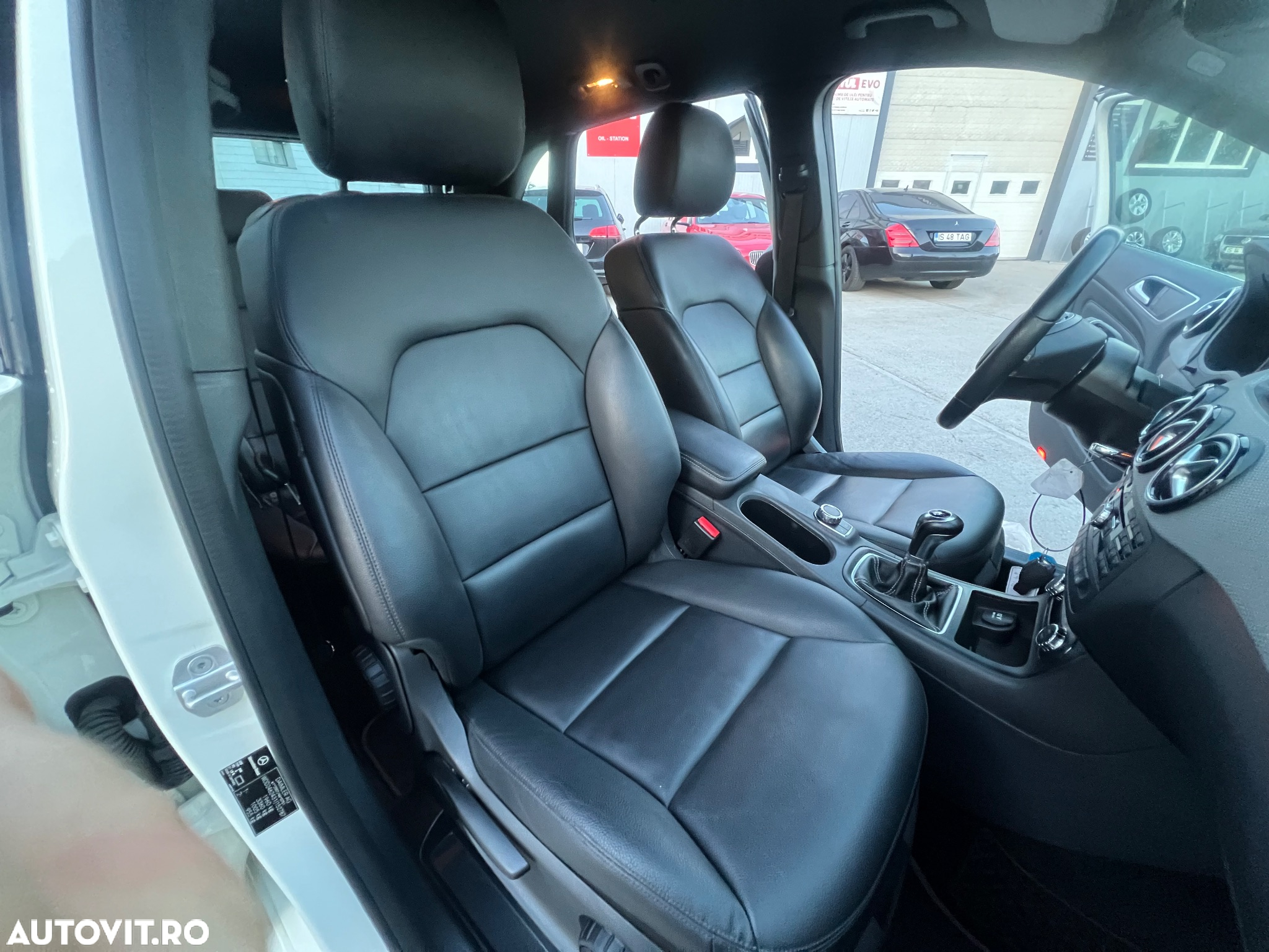 Mercedes-Benz B 200 BlueEFFICIENCY - 9