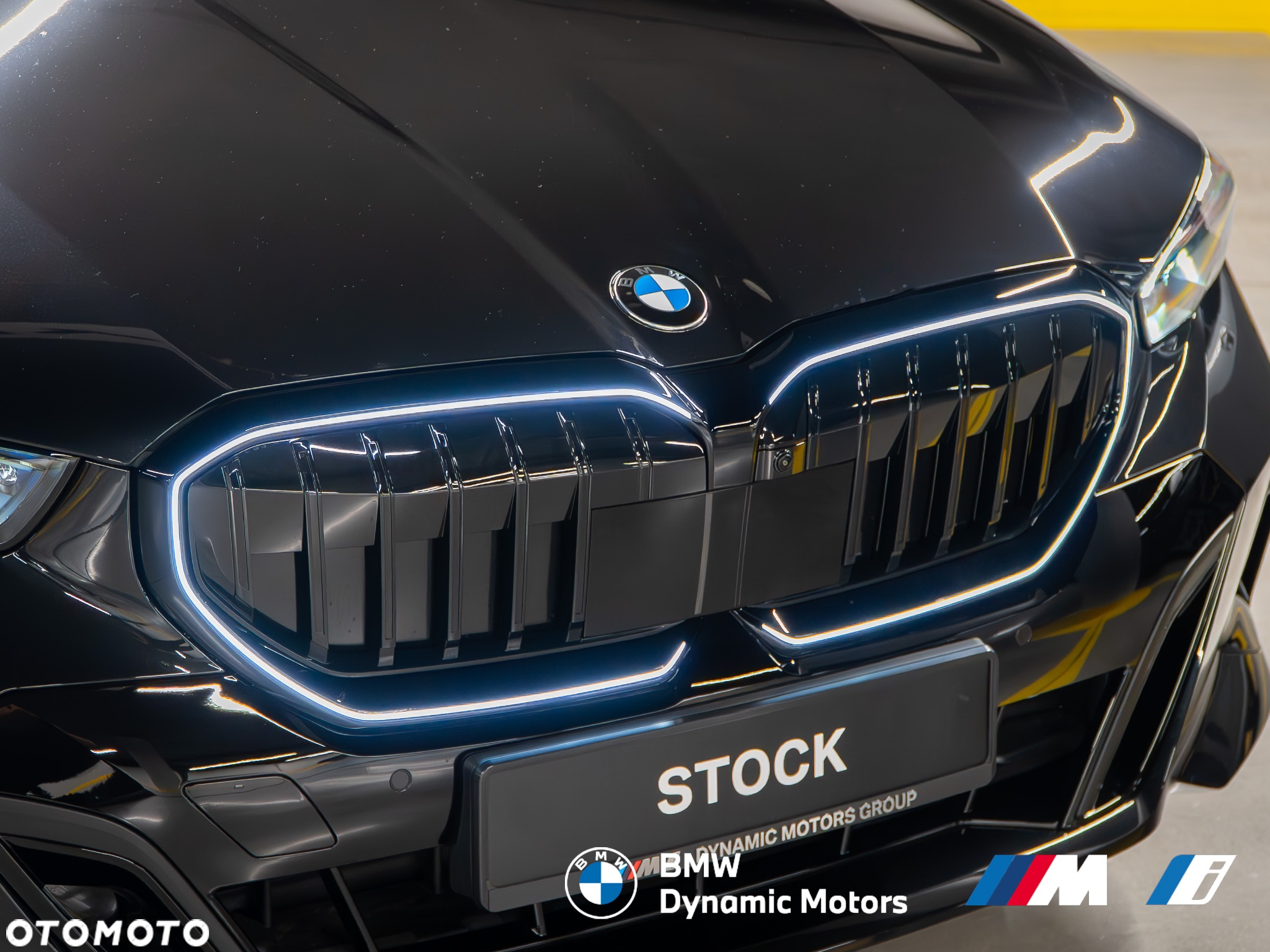 BMW Seria 5 520d xDrive Touring - 9