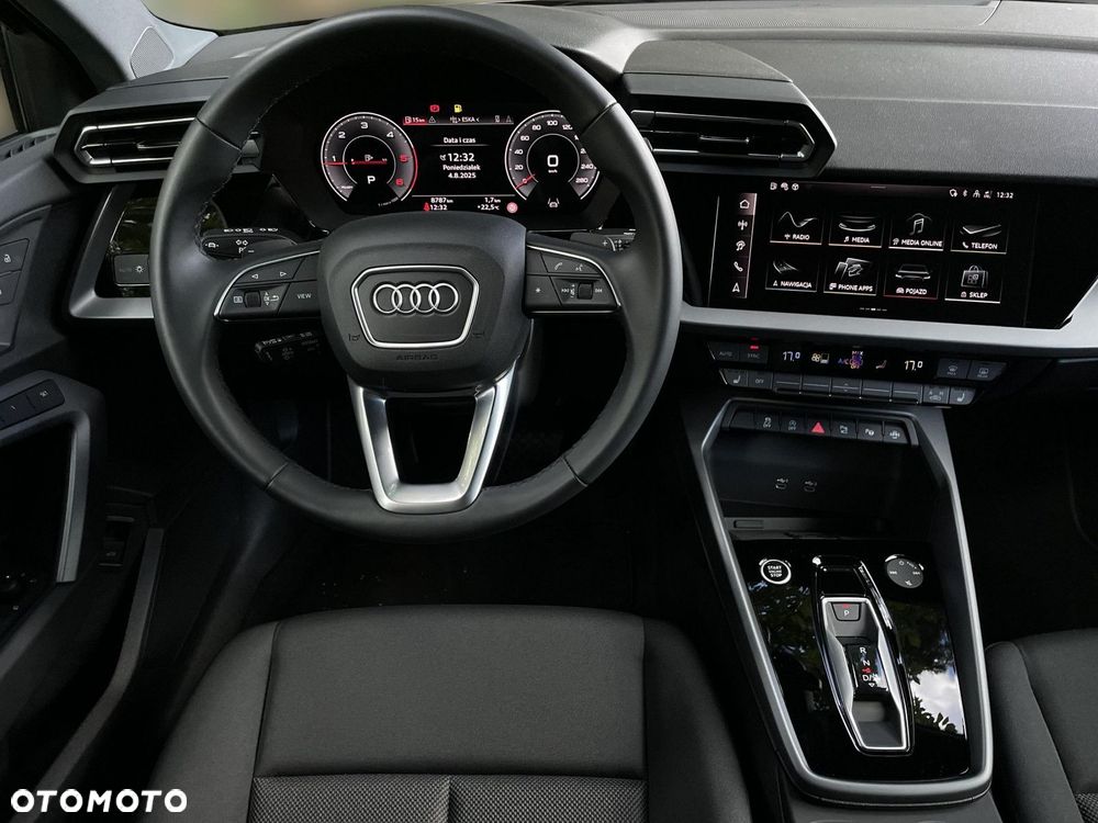 Audi A3 Sportback - 13