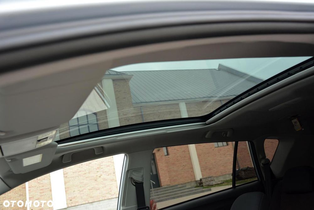 Toyota Verso 2.0 D-4D Premium - 3