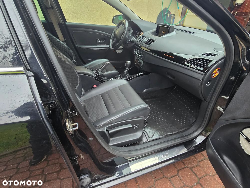 Renault Megane ENERGY dCi 110 Start & Stop Bose Edition - 21