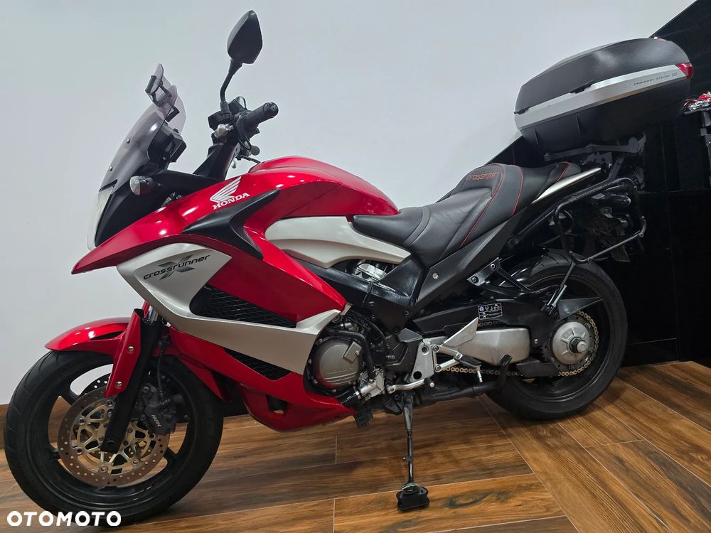 Honda VFR - 29