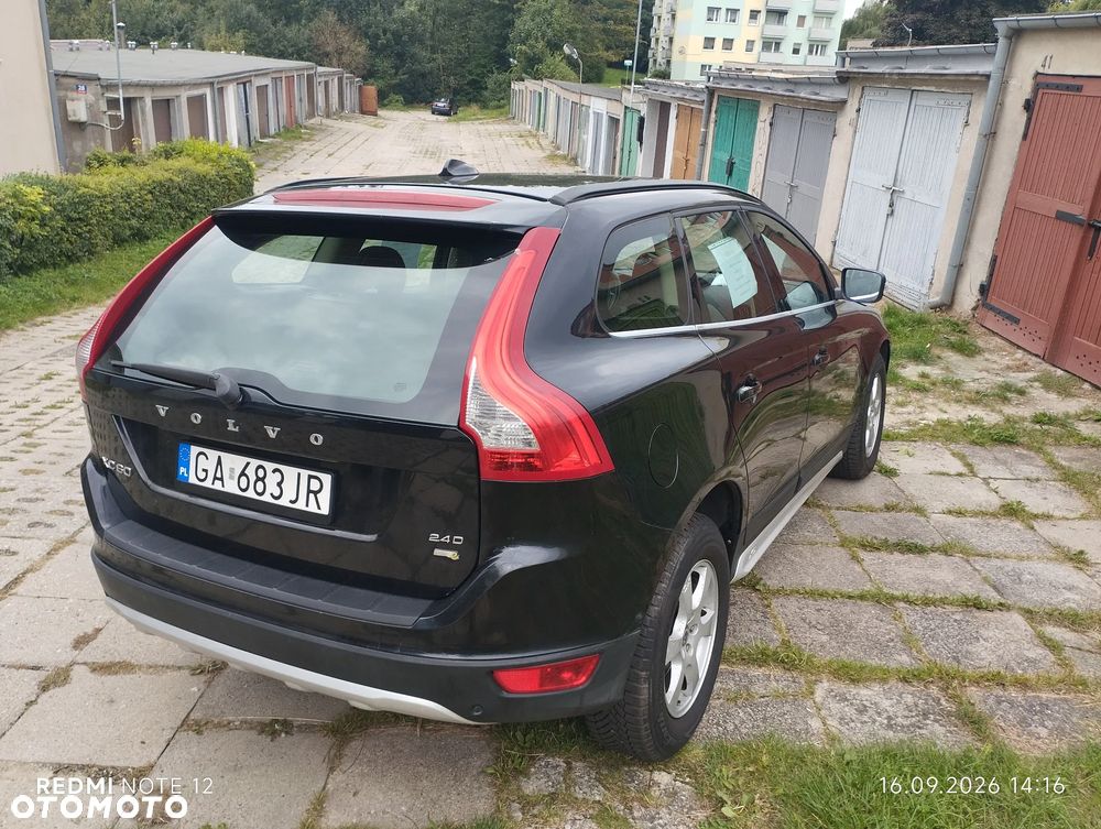 Volvo XC 60 2.4D - 12