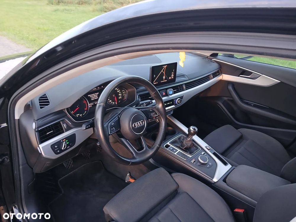 Audi A4 Avant 2.0 TDI design - 8