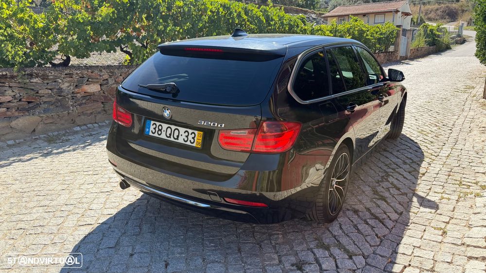 BMW 320 2013 photo 2