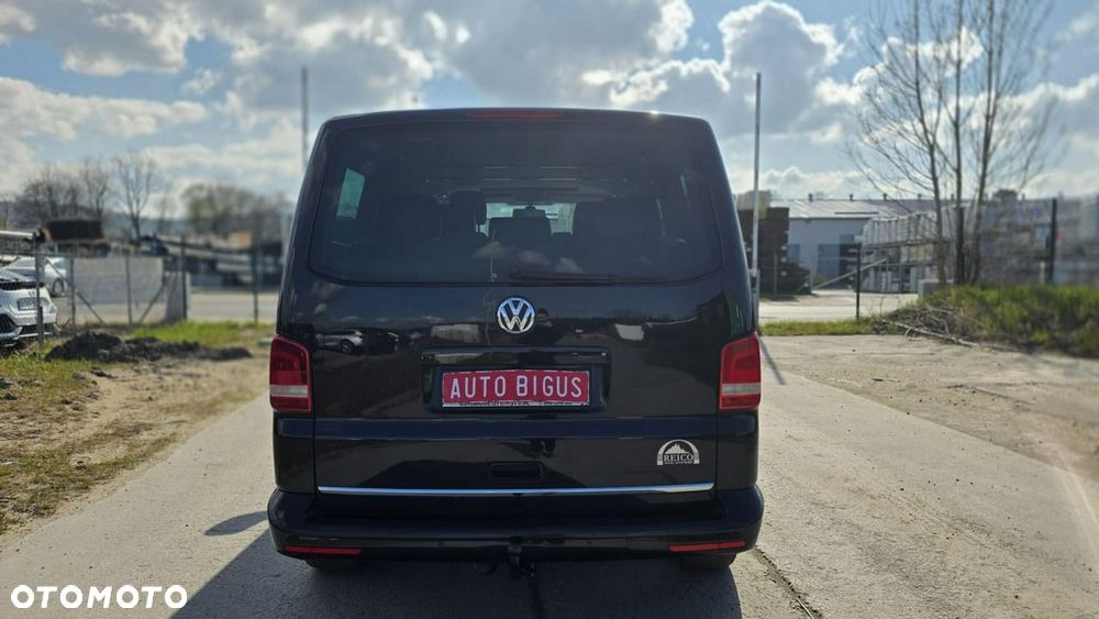 Volkswagen Multivan - 8