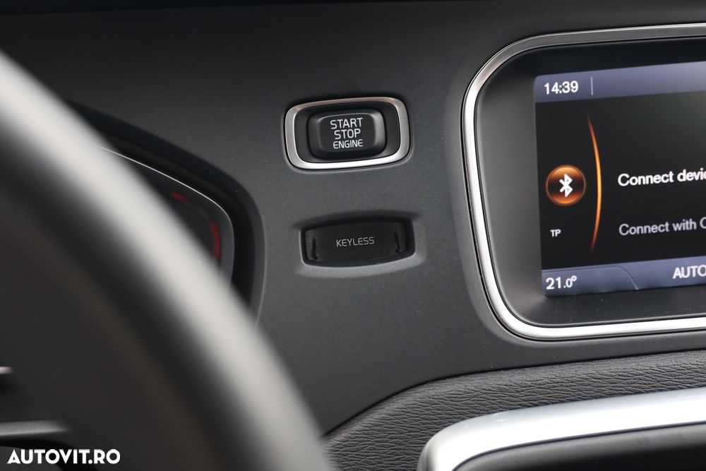 Volvo V40 Cross Country D2 - 26