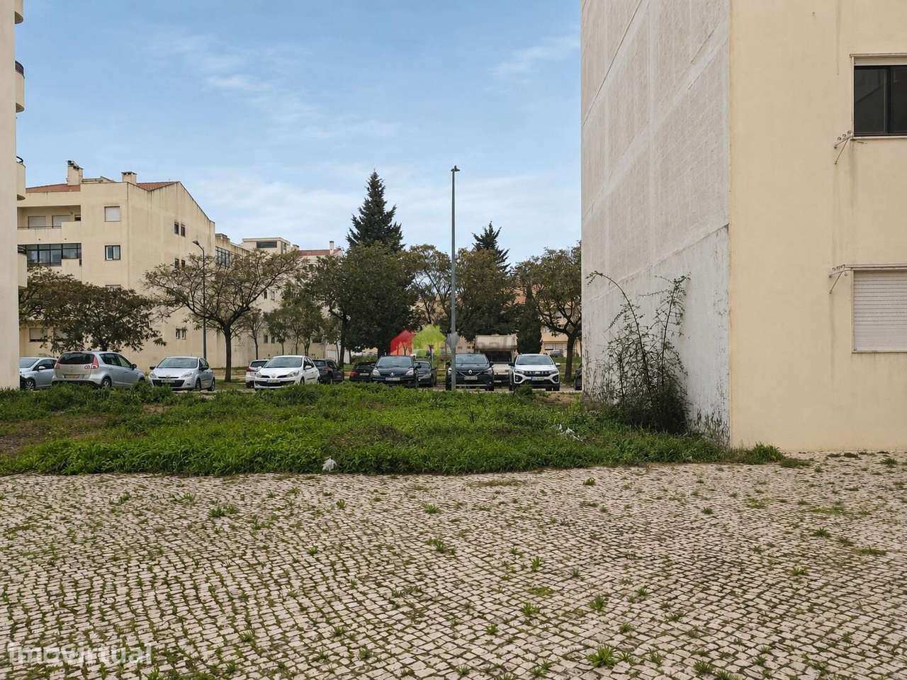Lote de terreno urbano no Pinhal Novo com 228 m2 para construção de ed - Grande imagem: 4/10