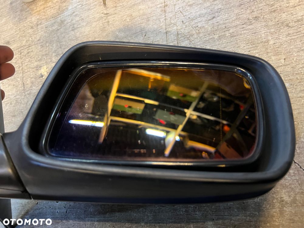 LUSTERKO PRAWE Toledoblau 482 BMW E65 UK 13 pinów - 3