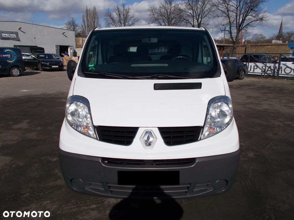 Renault Trafic - 8