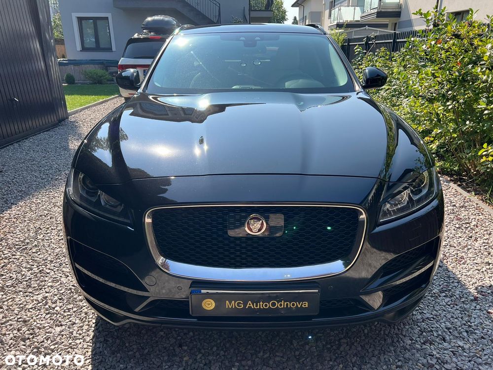 Jaguar F-Pace 2.0 i4D RWD Prestige - 2