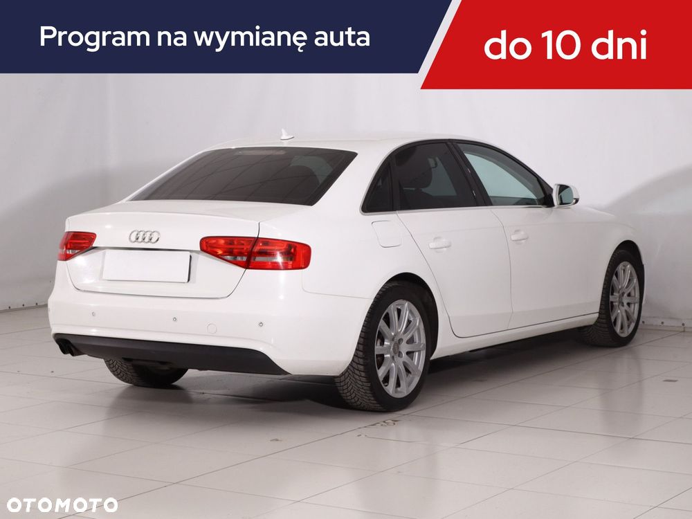 Audi A4 Limousine - 7