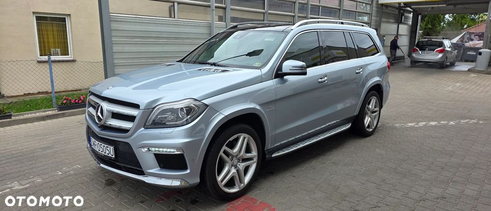 Mercedes-Benz GL 500 4Matic (BlueEFFICIENCY) 7G-TRONIC - 1