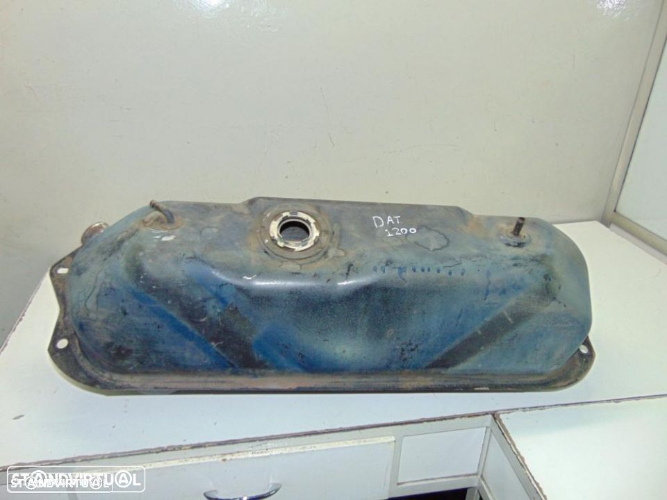 Datsun 1200 depósito de gasolina - 1