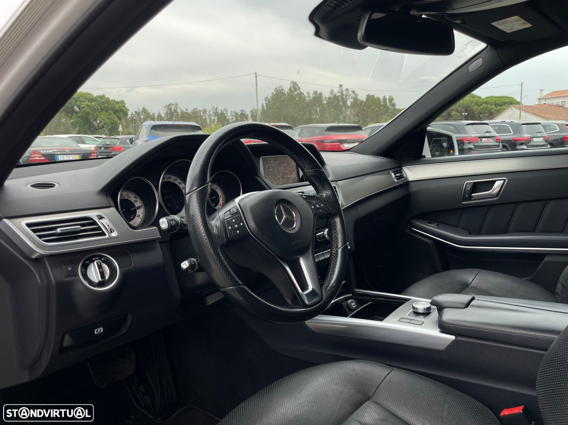 Mercedes-Benz E 250 CDi Avantgarde BlueEfficiency Auto. - 11