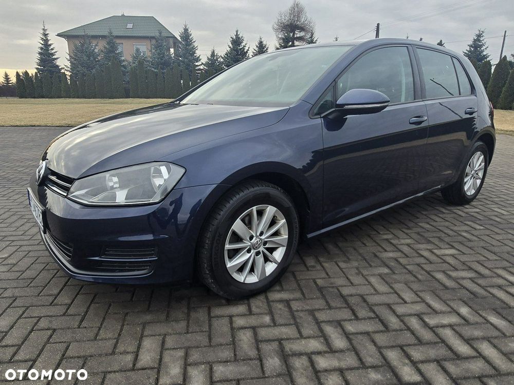 Volkswagen Golf - 8
