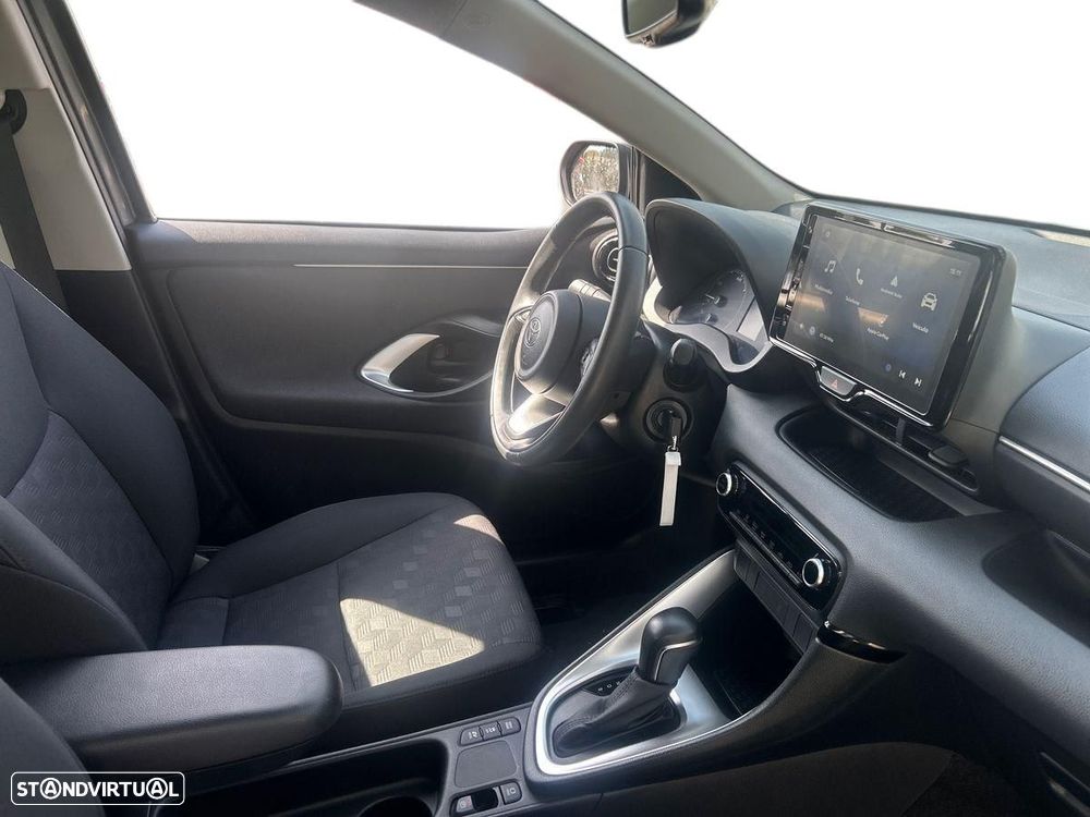 Toyota Yaris - 12