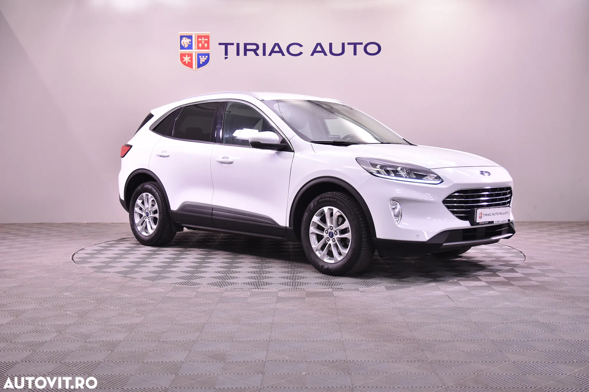 Ford Kuga - 7