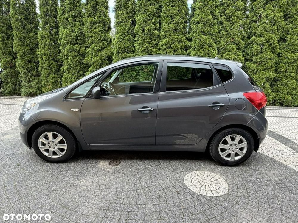 Kia Venga - 3