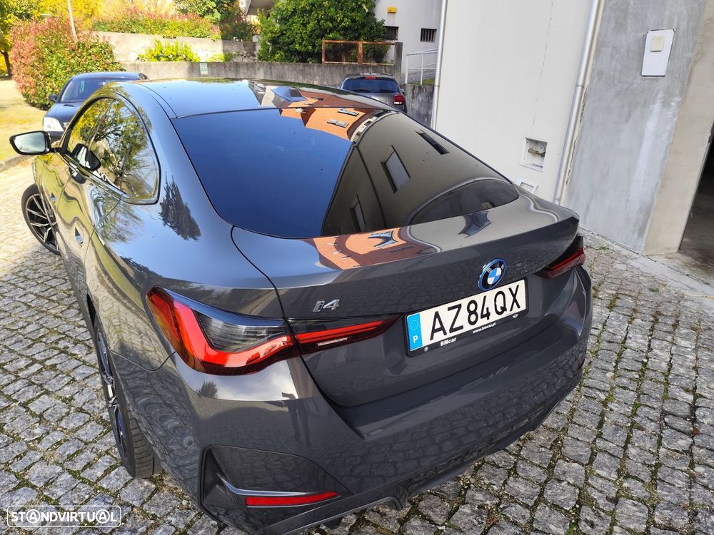 BMW i4 eDrive40 Edição Desportiva M - 32