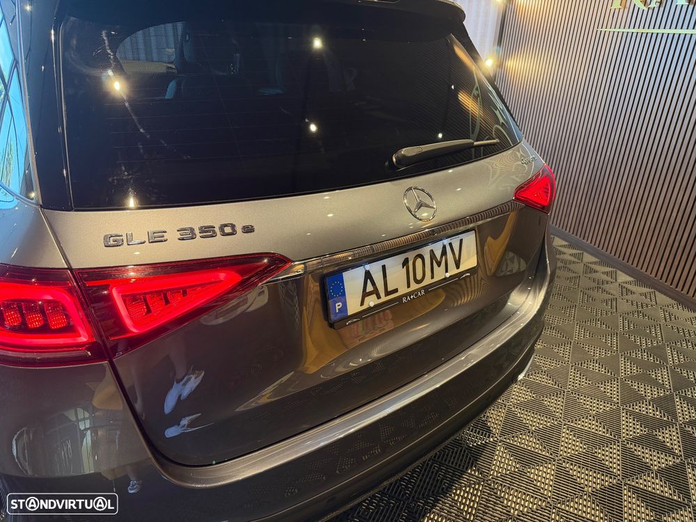 Mercedes-Benz GLE 350 e 4Matic 9G-TRONIC AMG Line — fotografia 17