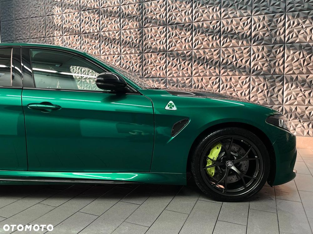 Alfa Romeo Giulia - 10