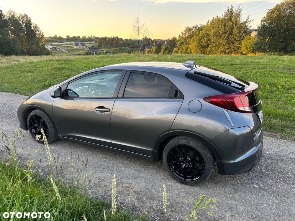 Honda Civic 1.8 S - 3