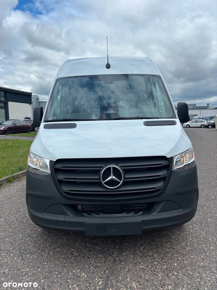 Mercedes-Benz Sprinter 315 CDI Furgon PRO standard - 4