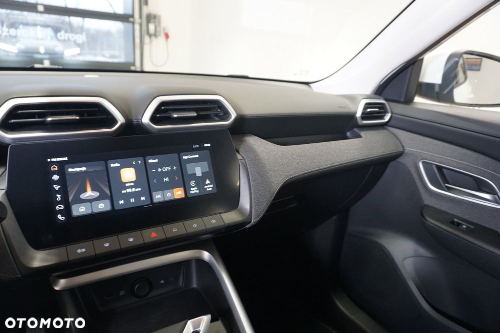 MG ZS Hybrid+ - 22