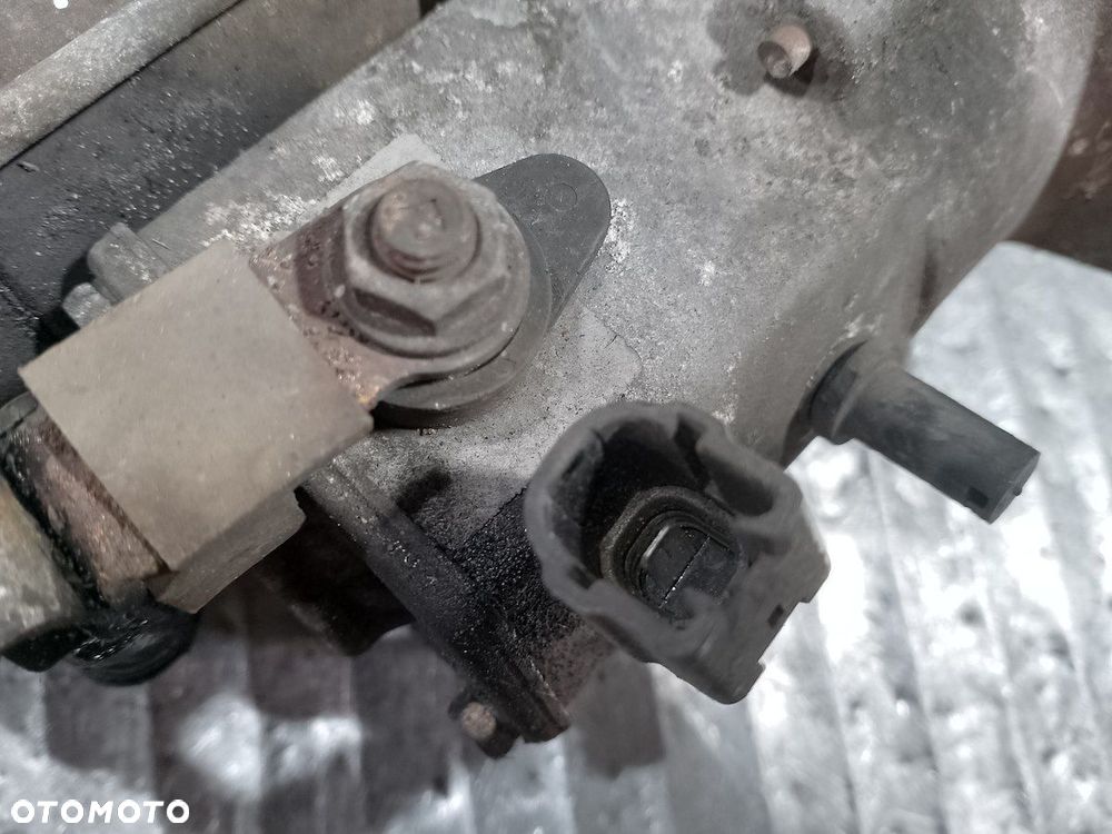 ROZRUSZNIK MINI R50 28100-0W080 428000-1280 1.4 D - 4