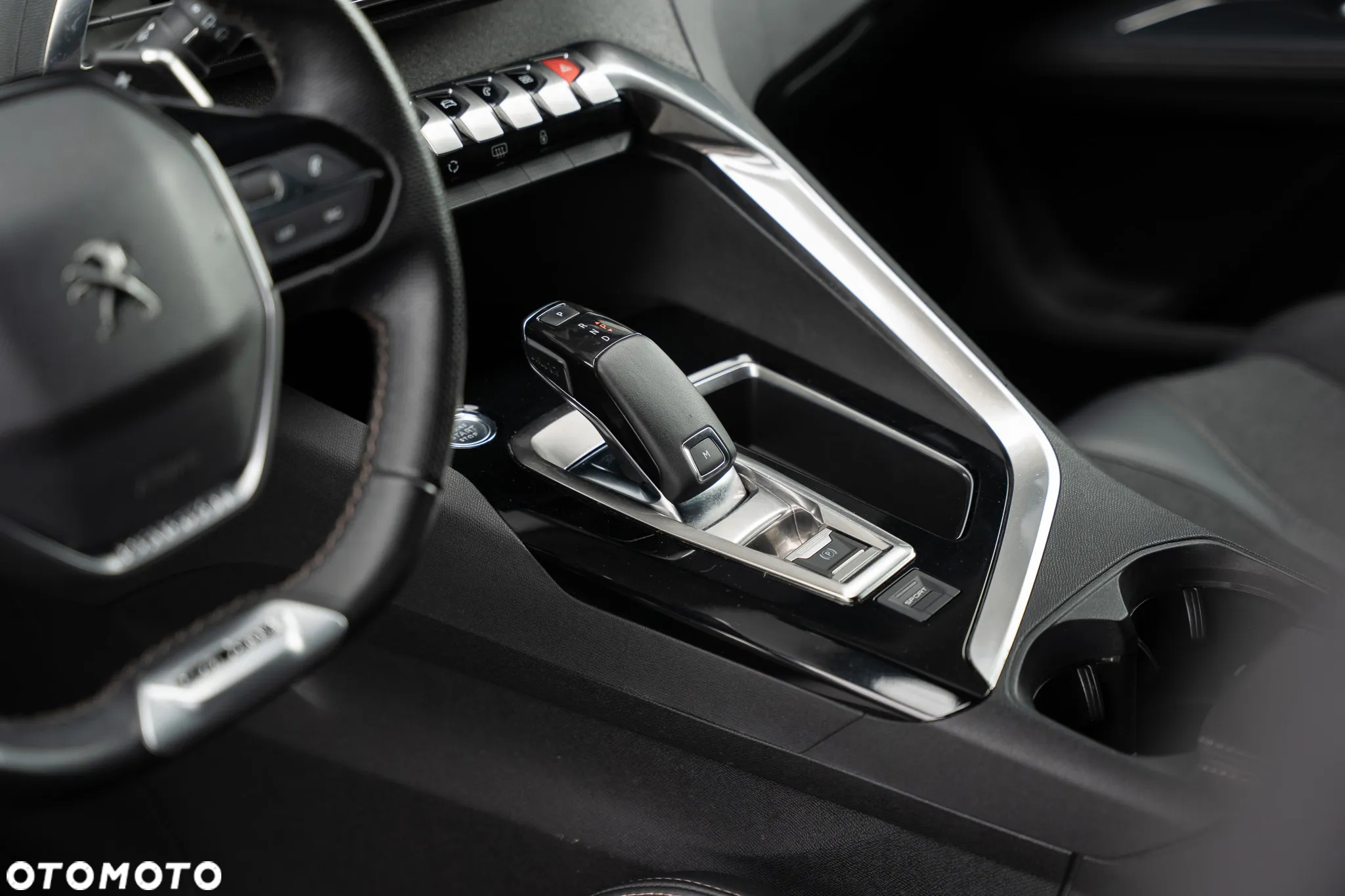 Peugeot 5008 1.6 PureTech GT Line S&S EAT8 - 29
