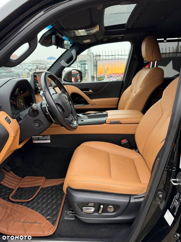 Lexus LX - 39