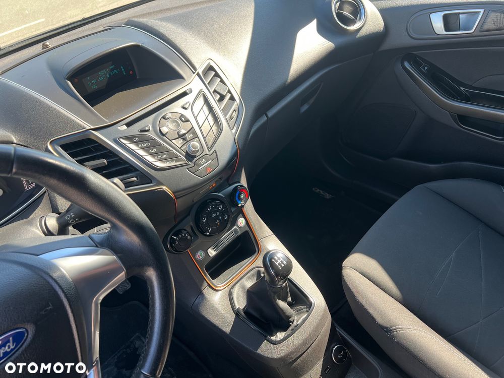 Ford Fiesta 1.0 EcoBoost STart-Stop Trend - 17