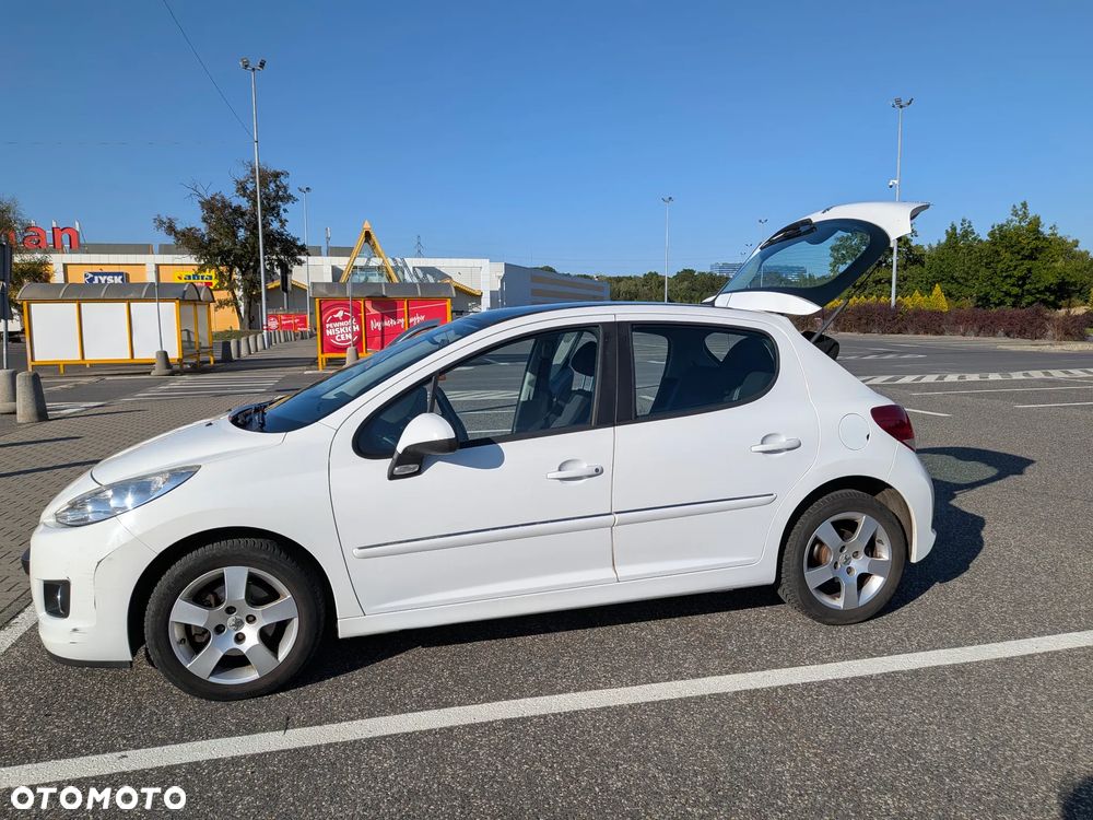 Peugeot 207 1.6 VTi Premium - 6