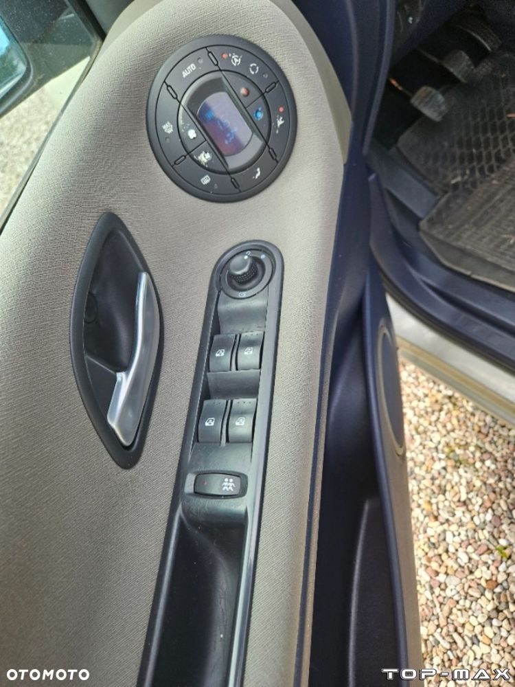 Renault Grand Espace - 24