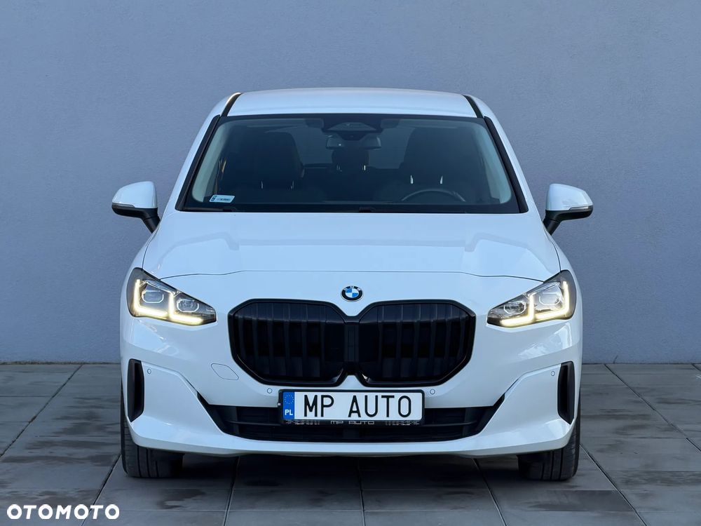 BMW Seria 2 218d - 3