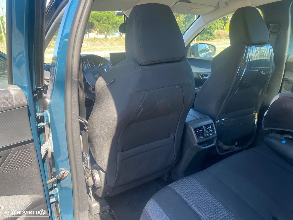 Peugeot 3008 1.5 BlueHDi Allure - 4