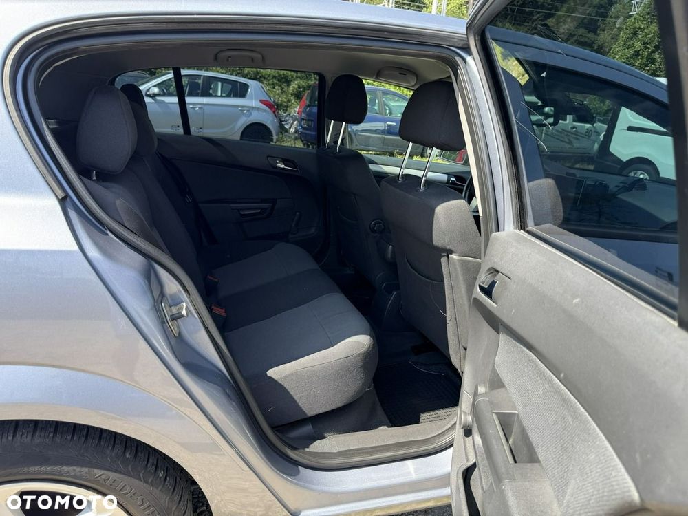 Opel Astra - 15
