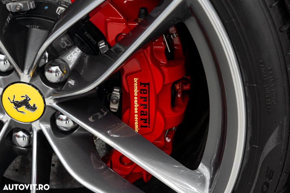 Ferrari 488 GTB - 12