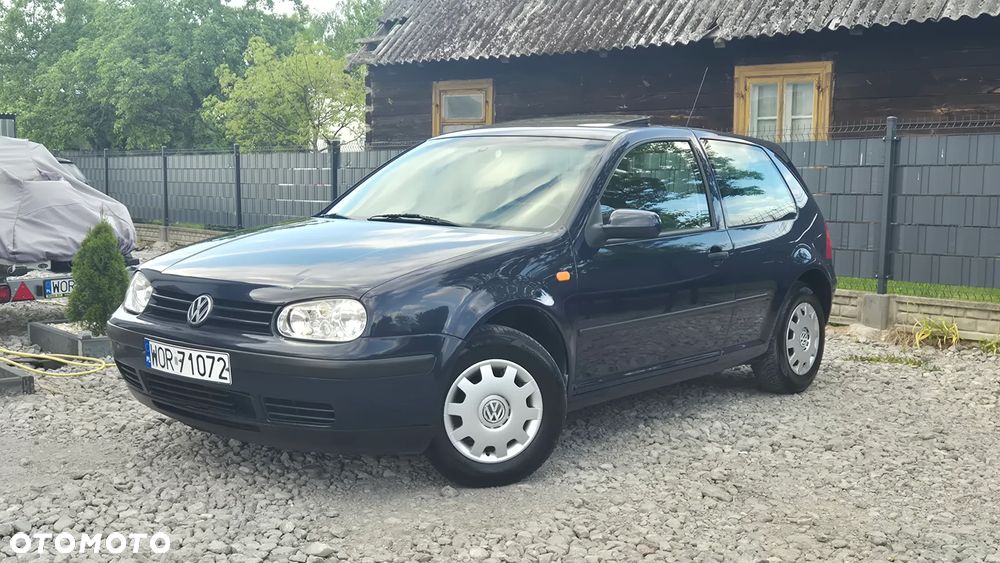 Volkswagen Golf 1.4 Comfortline - 2