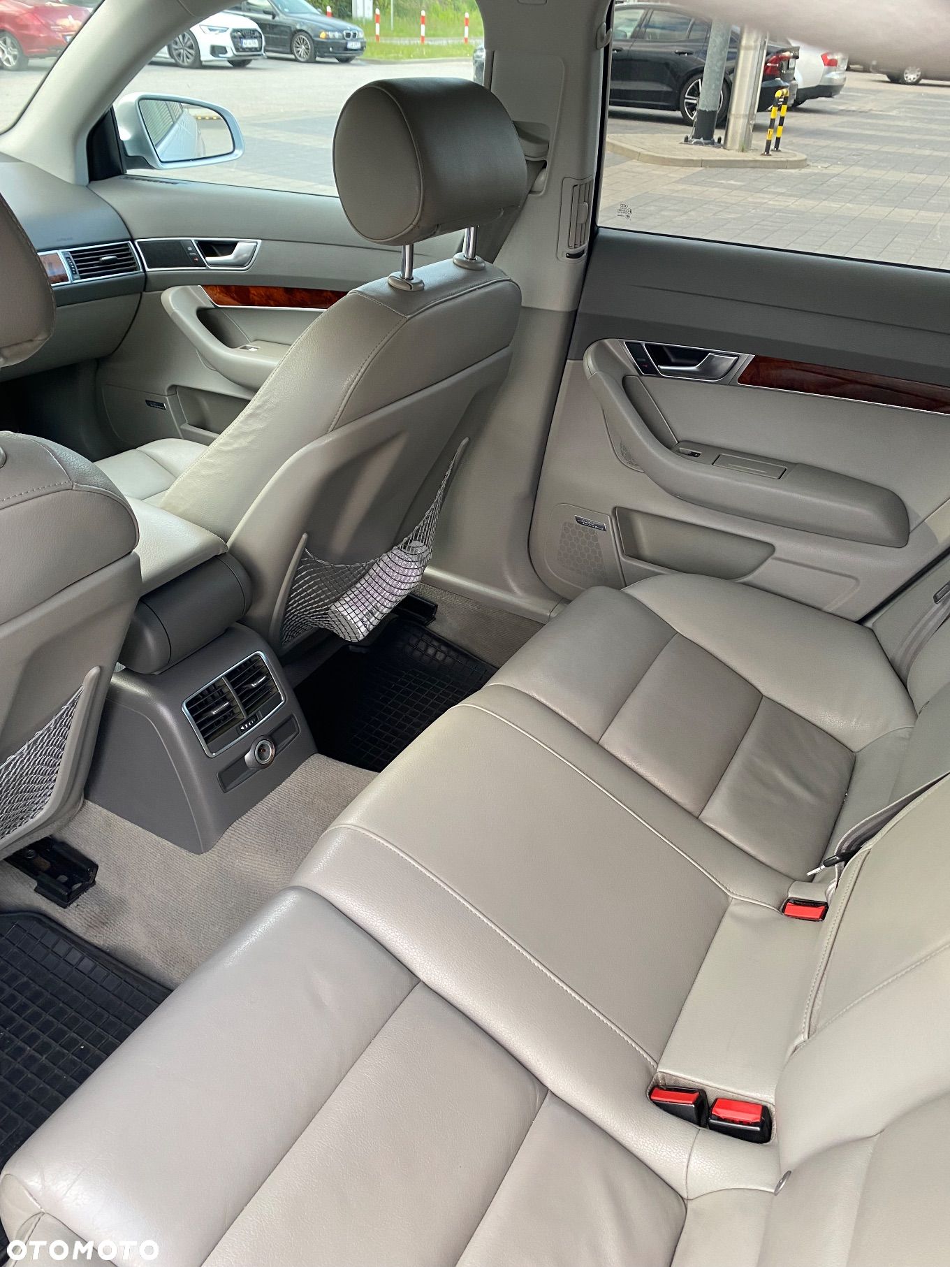 Audi A6 - 1