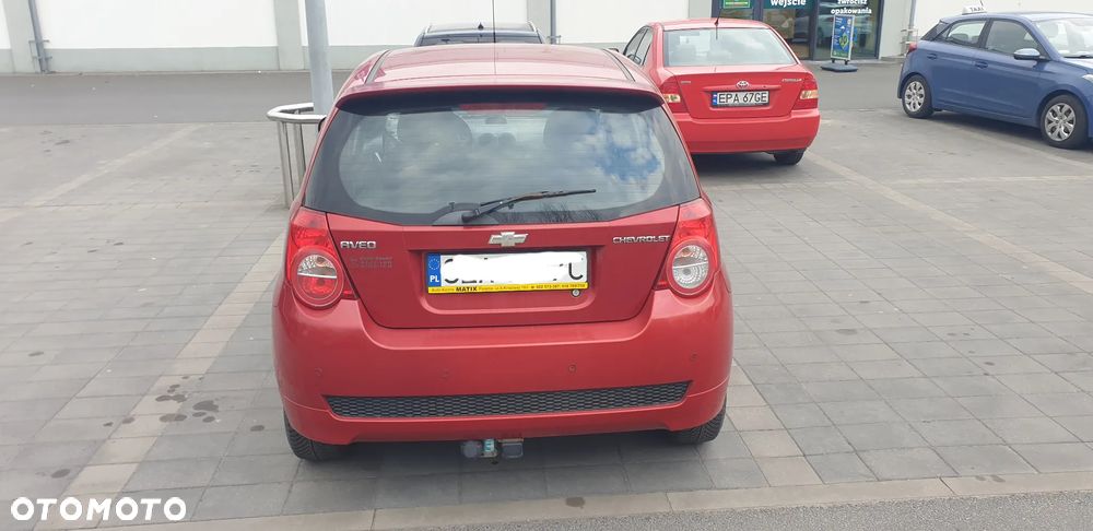 Chevrolet Aveo 1.4 16V Base - 13