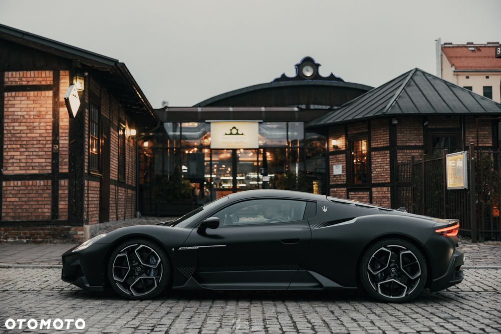 Maserati MC20 DCT - 16