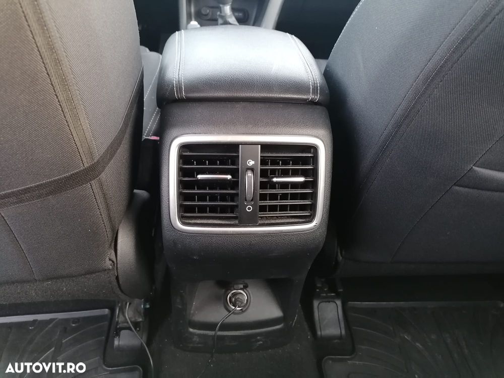 Kia Sportage 1.6 GDI 6MT 4x2 Classic - 17