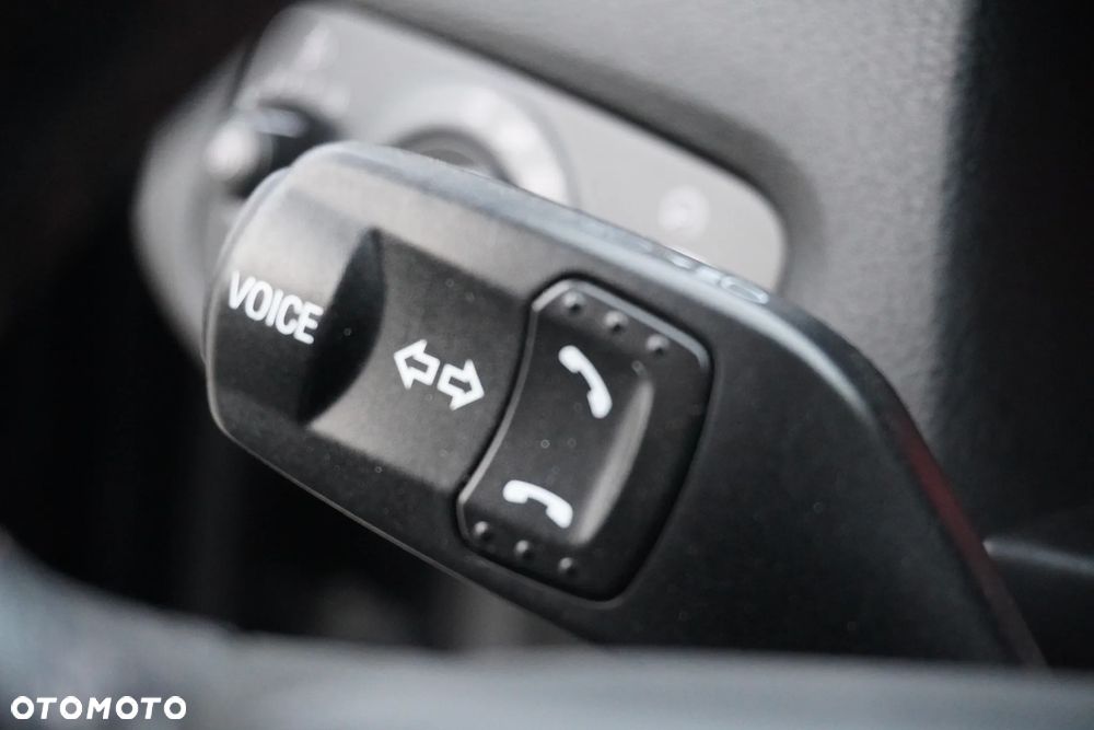 Ford Mondeo 2.5 Black Magic - 32