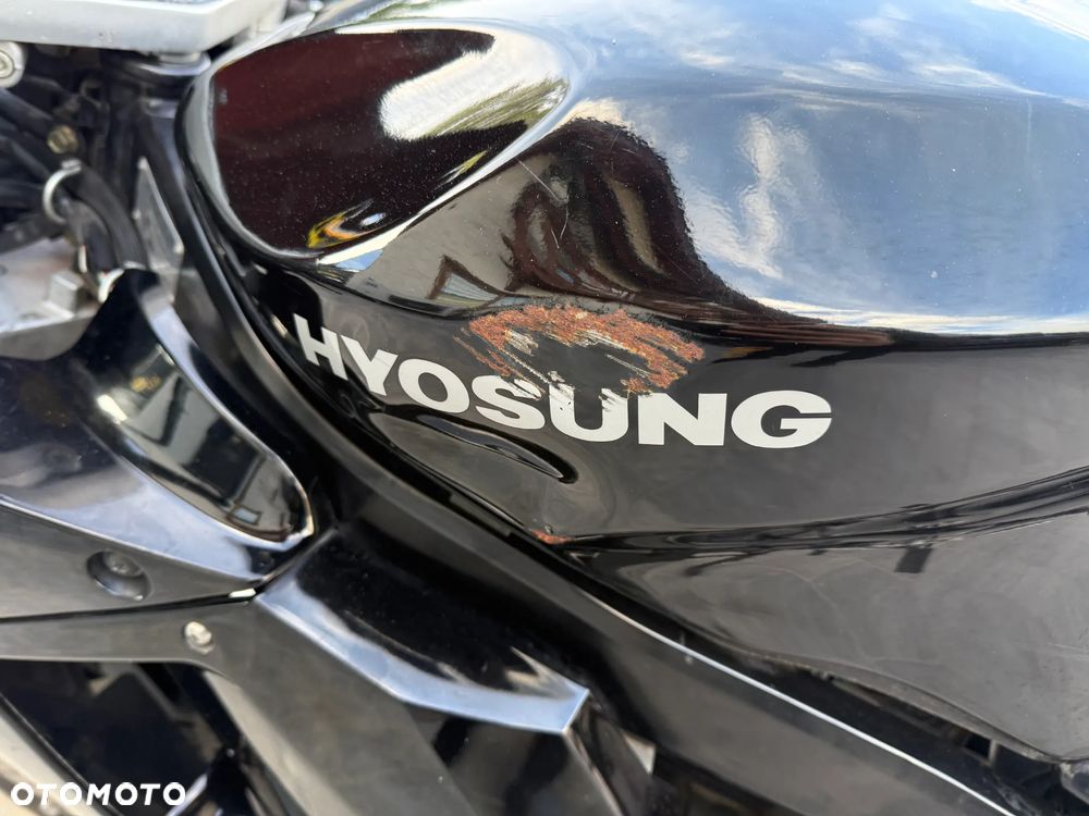 Hyosung GT - 15